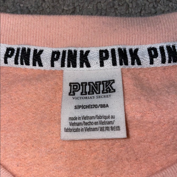 PINK Cropped Crew Neck - Picture 3 of 5